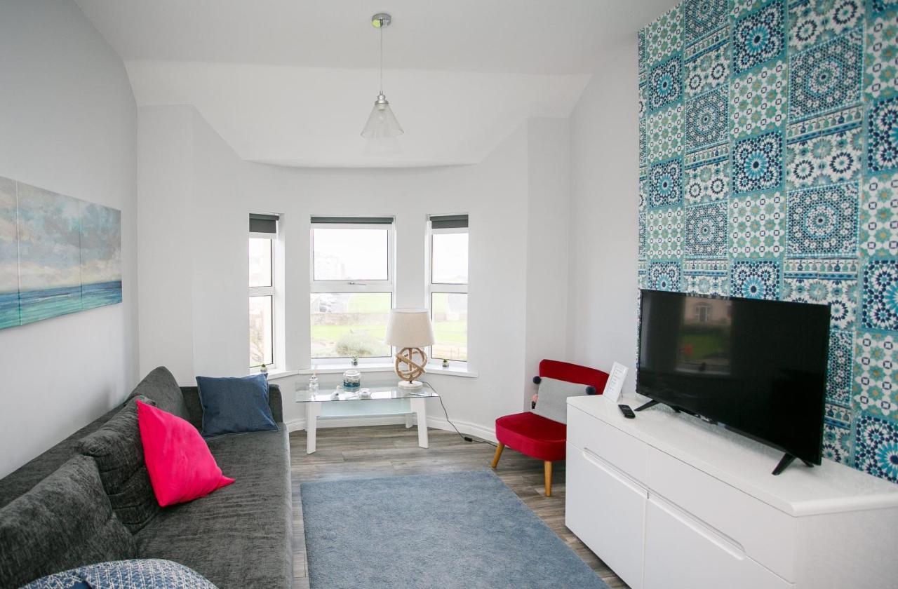 Apt3, No 2 Antrim Gardens, Portrush With Seaview Extérieur photo